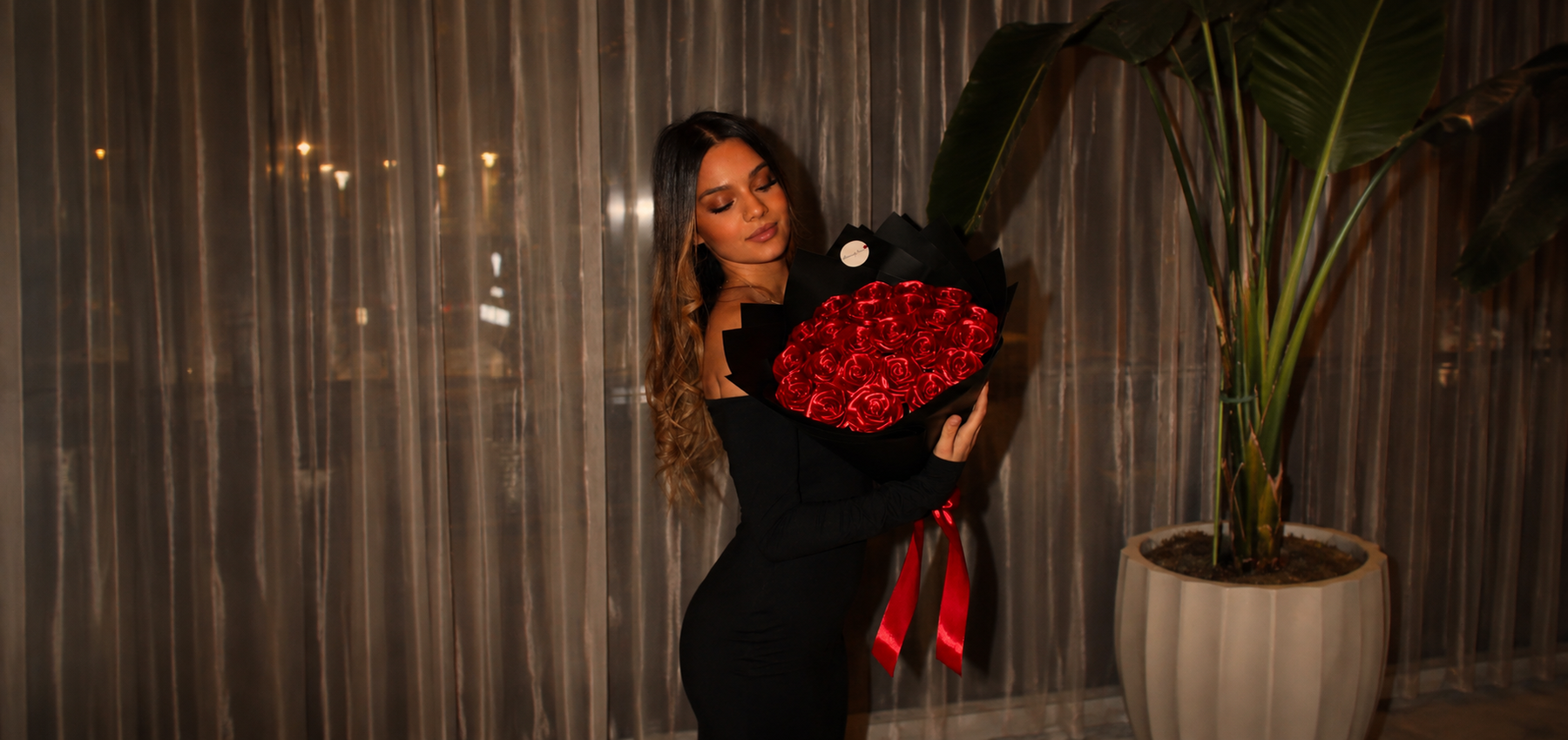 Un bouquet, un message, un souvenir.